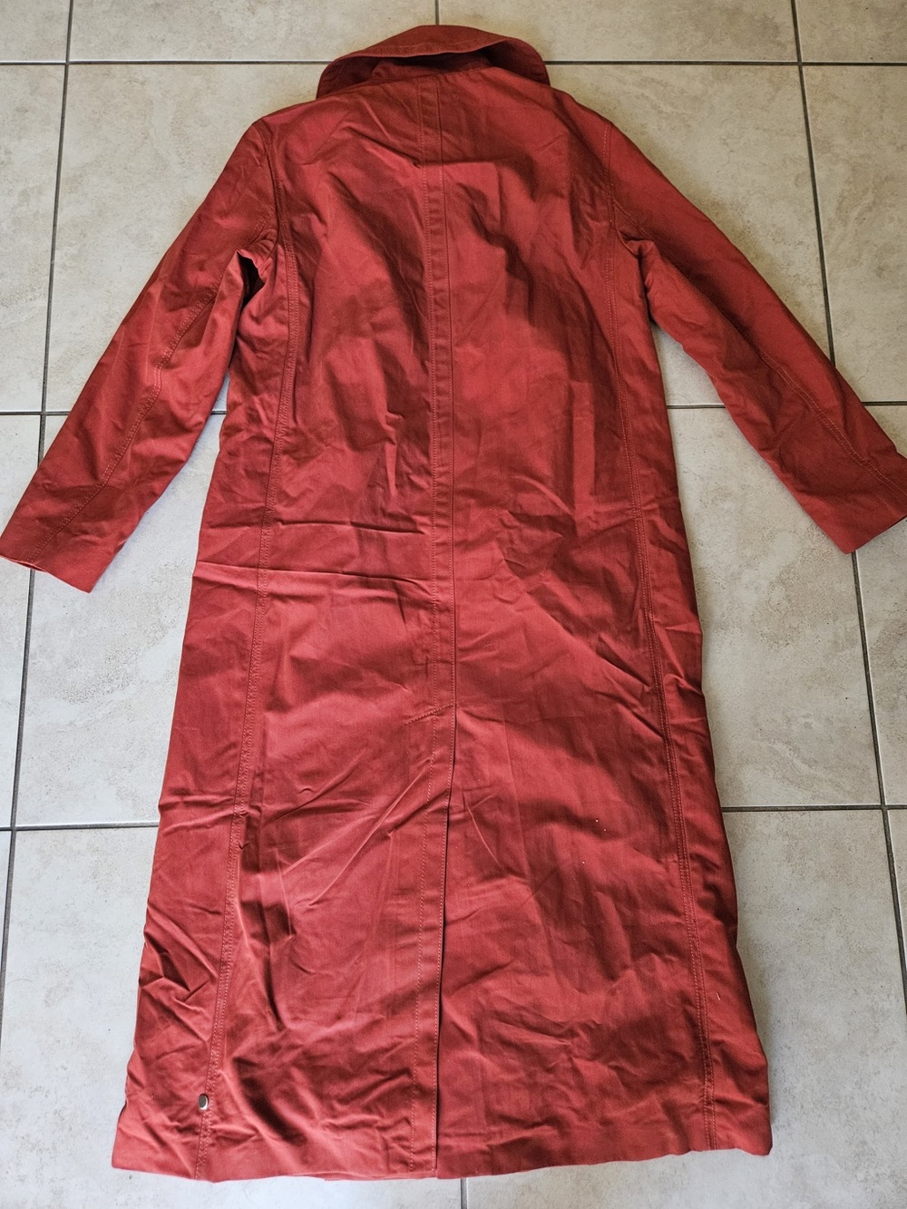 Club Monaco Double-Breasted Brick-Red Trench Coat - Picture 3 of 7
